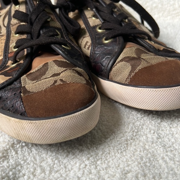 Authentic Vintage Coach Sneakers - Picture 5 of 16
